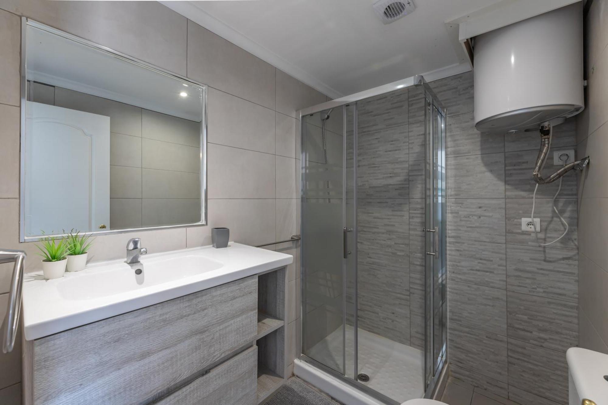 Vb Benalmadena 1 Bedroom Waterfront Apt Exterior photo